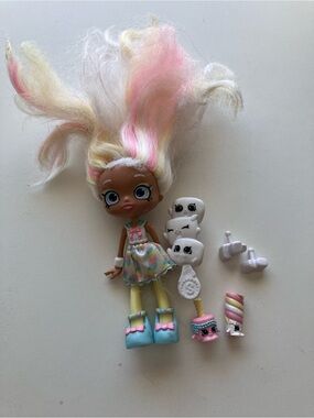 Shopkins Shoppies Doll Marsha Mello 2015 Marshmallow Accessories Lot